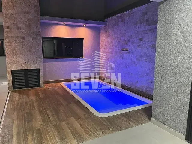 Casa com 180m² 3 quartos e 2 banheiros, à venda, no bairro Jardim Solange em Bauru