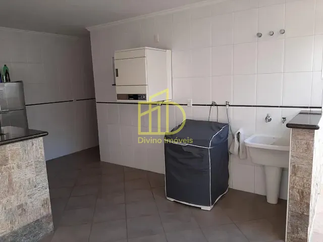 Casa com 250m² 3 quartos e 1 banheiro, à venda, no bairro Ipanema do Meio em Sorocaba