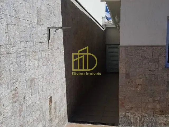 Casa com 250m² 3 quartos e 1 banheiro, à venda, no bairro Ipanema do Meio em Sorocaba