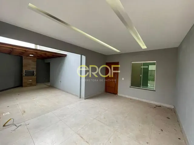 Casa com 150m² 3 quartos e 2 banheiros, à venda, no bairro Abreu em Formosa