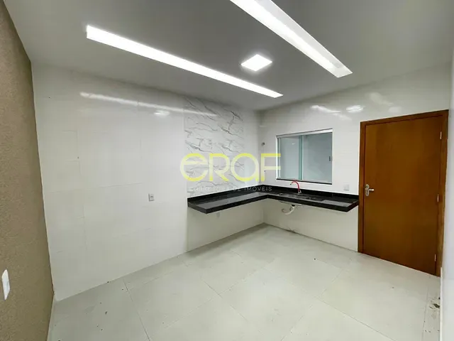 Casa com 150m² 3 quartos e 2 banheiros, à venda, no bairro Abreu em Formosa
