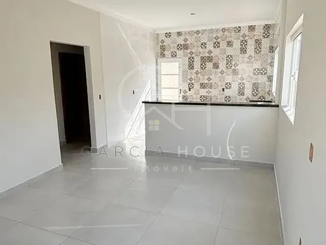 Casa com 300m² 3 quartos e 2 banheiros, à venda, no bairro Jardim Maria Regina em Jardinópolis