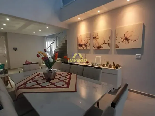 Casa com 250m² 3 quartos e 4 banheiros, à venda, no bairro Village Moutonnée em Salto