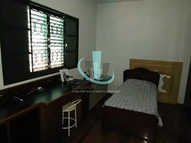 Casa com 2826m² 3 quartos e 2 banheiros, à venda, no bairro VILA VELOSA em ARARAQUARA