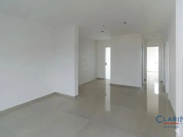 Casa 3 quartos e 3 banheiros, à venda, no bairro ITAQUI em Campo Largo