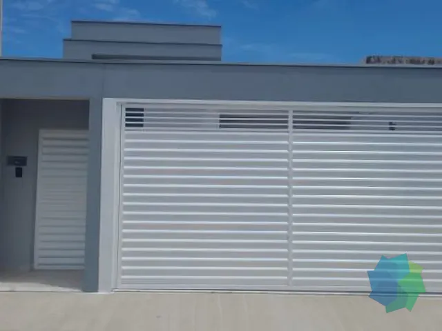 Casa 3 quartos e 2 banheiros, à venda, no bairro Jardim Santa Marta III em Salto