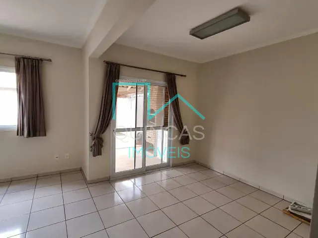 Casa com 200m² 3 quartos e 2 banheiros, à venda, no bairro Medeiros em Jundiaí