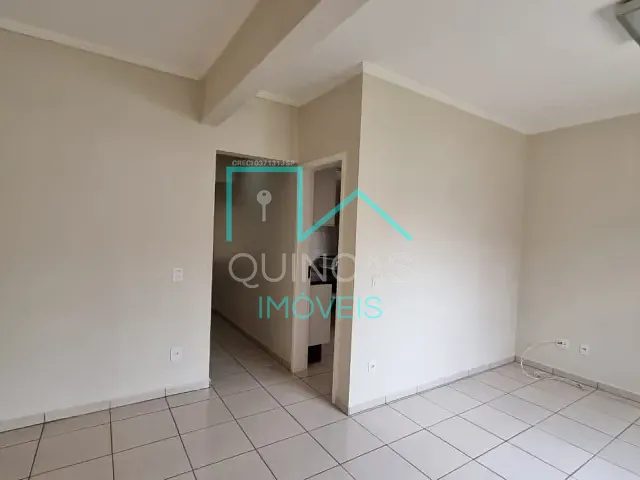 Casa com 200m² 3 quartos e 2 banheiros, à venda, no bairro Medeiros em Jundiaí