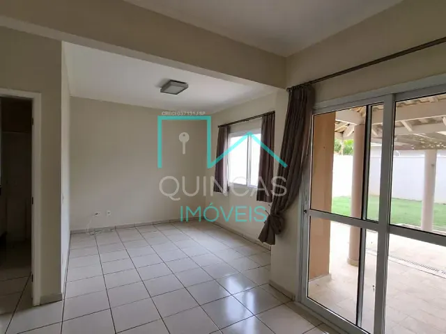 Casa com 200m² 3 quartos e 2 banheiros, à venda, no bairro Medeiros em Jundiaí