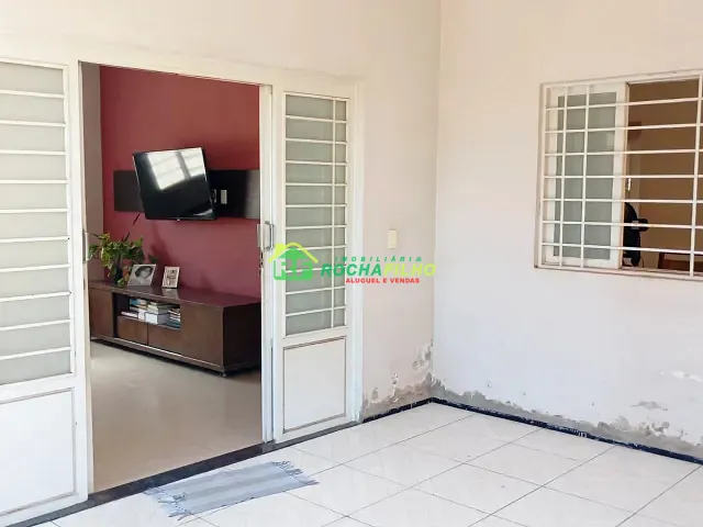 Casa com 273m² 3 quartos e 4 banheiros, à venda, no bairro São Pedro em Teresina