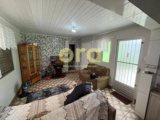 Casa 3 quartos e 1 banheiro, à venda, no bairro Três Vendas em Pelotas