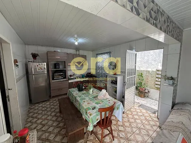 Casa 3 quartos e 1 banheiro, à venda, no bairro Três Vendas em Pelotas
