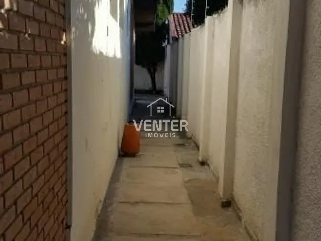 Casa com 312m² 3 quartos e 2 banheiros, à venda, no bairro Jardim das Nações em Taubaté