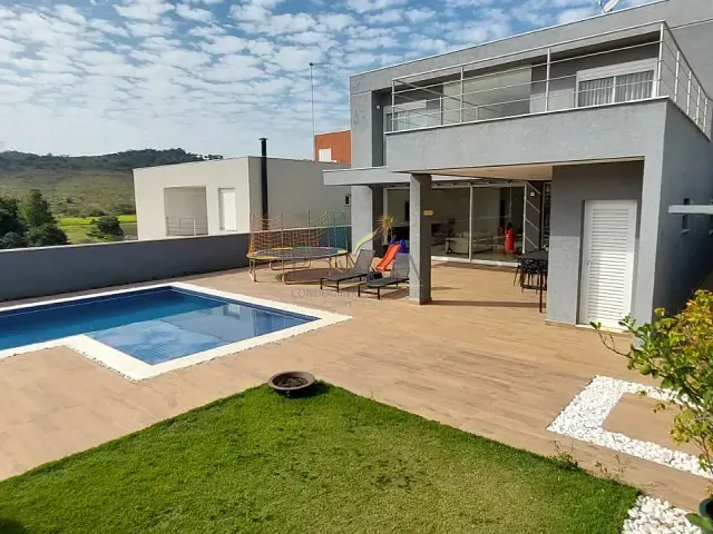 Casa 4 quartos e 5 banheiros, à venda, no bairro Tanque em Atibaia