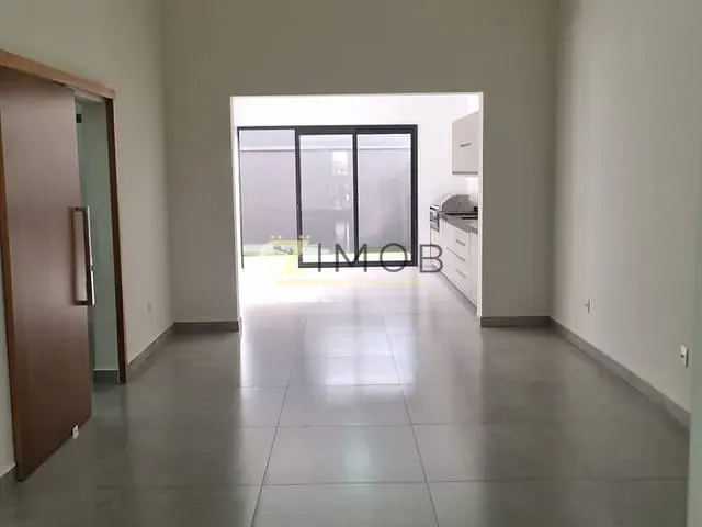 Casa com 250m² 3 quartos e 4 banheiros, à venda, no bairro Jardim Cybelli em Ribeirão Preto