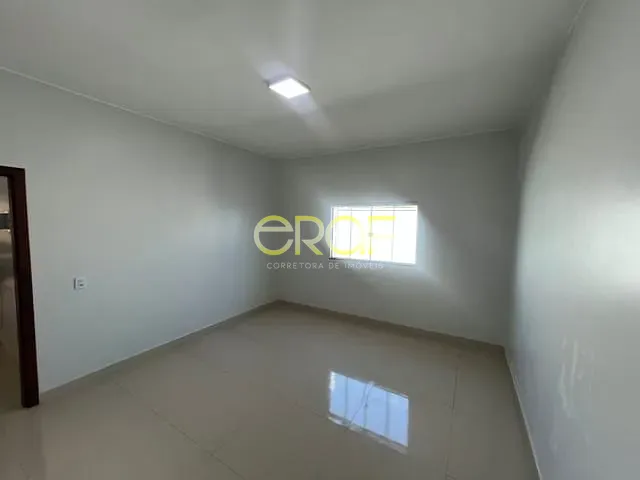 Casa com 150m² 3 quartos e 2 banheiros, à venda, no bairro Abreu em Formosa