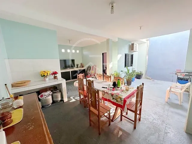 Casa com 160m² 3 quartos e 2 banheiros, à venda, no bairro Ipiranga em Ribeirão Preto