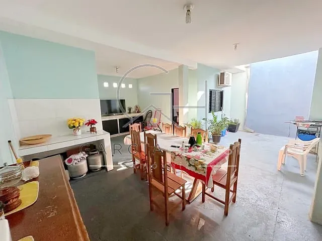Casa com 160m² 3 quartos e 2 banheiros, à venda, no bairro Ipiranga em Ribeirão Preto