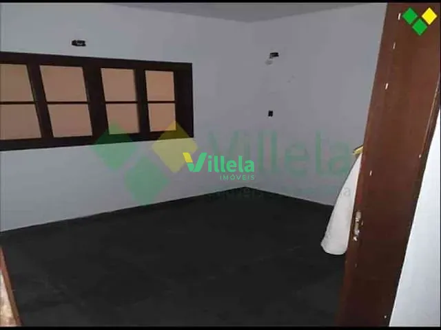 Casa à venda, no bairro Vila Ferlópolis em Itaquaquecetuba