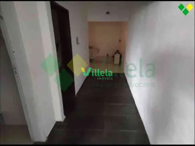 Casa à venda, no bairro Vila Ferlópolis em Itaquaquecetuba