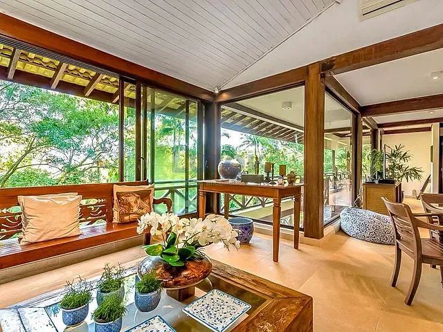 Casa com 1210m² 7 quartos e 9 banheiros, à venda, no bairro Parque Enseada em Guarujá