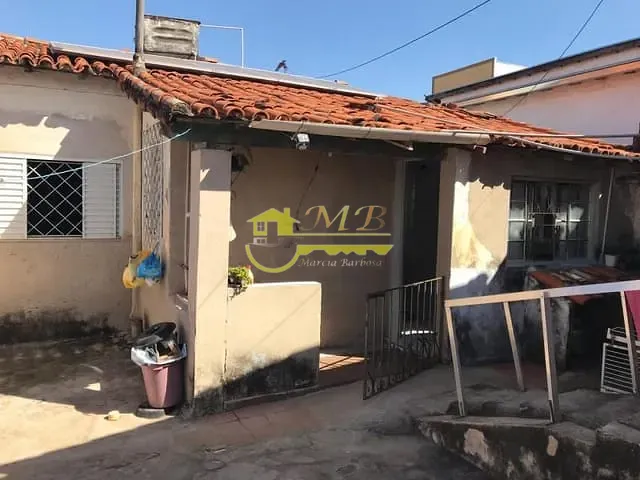 Casa com 360m² 2 quartos e 2 banheiros, à venda, no bairro Vila Andrade Neves em Campinas