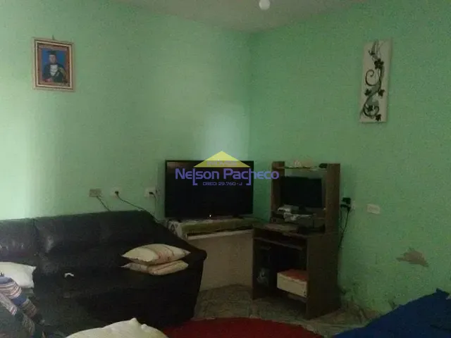 Casa com 250m² 3 quartos e 2 banheiros, à venda, no bairro Vila Nova em Mombuca