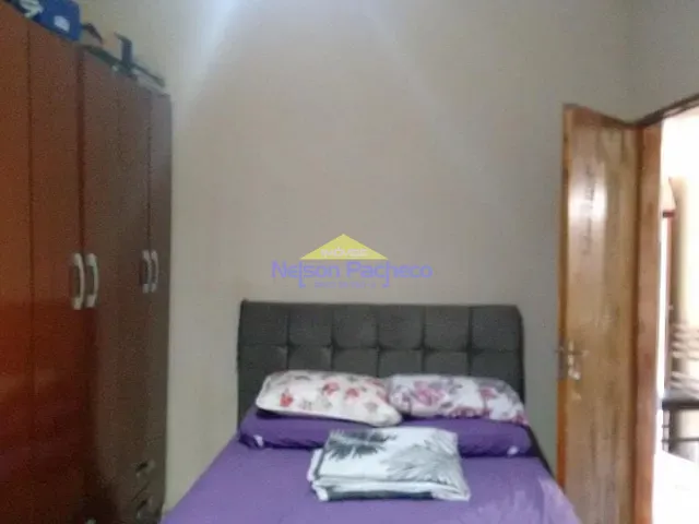 Casa com 250m² 3 quartos e 2 banheiros, à venda, no bairro Vila Nova em Mombuca