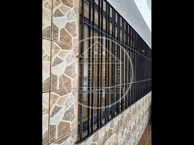 Casa com 250m² 4 quartos e 3 banheiros, à venda, no bairro Parque Colonial em São Paulo