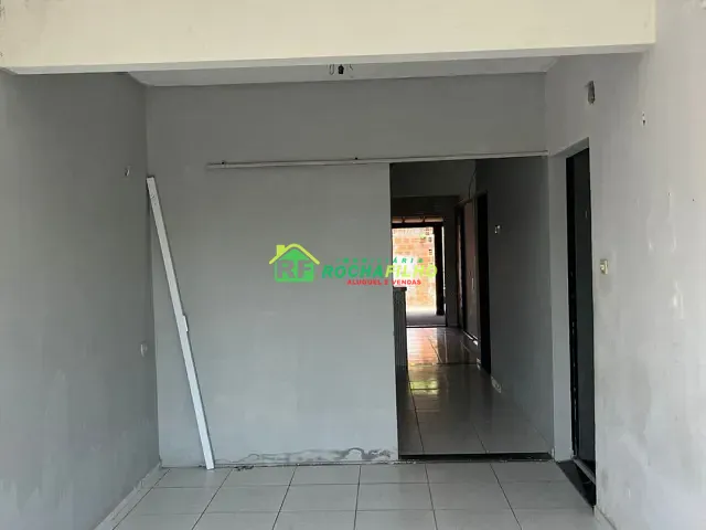 Casa com 124m² 2 quartos e 1 banheiro, para alugar, no bairro Colorado em Teresina