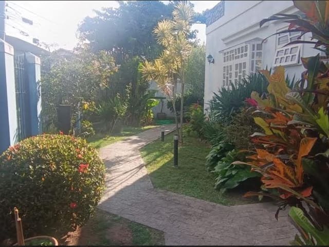 Foto do Casa - Casa para locação de 5 quartos em Camboinhas com vaga de garagem. | SelfSpin