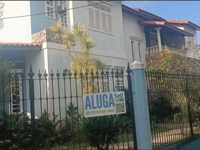 Foto do Casa - Casa para locação de 5 quartos em Camboinhas com vaga de garagem. | SelfSpin