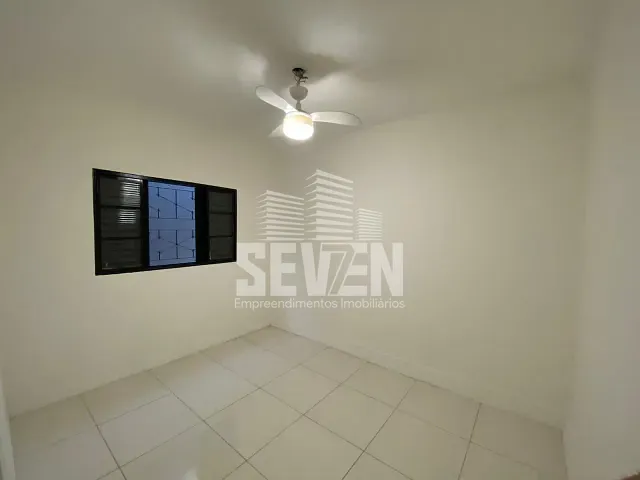 Casa com 258m² 3 quartos e 1 banheiro, à venda, no bairro Vila Souto em Bauru
