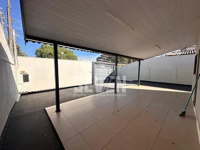 Casa com 258m² 3 quartos e 1 banheiro, à venda, no bairro Vila Souto em Bauru