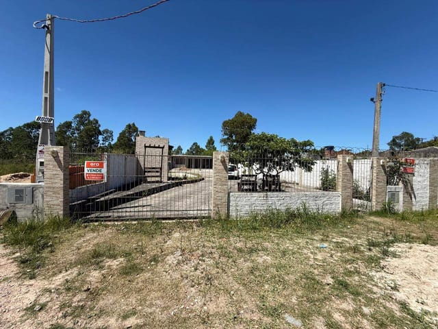 Casa com 275m² 1 quarto e 1 banheiro, à venda, no bairro Parque Fragata em Capão do Leão