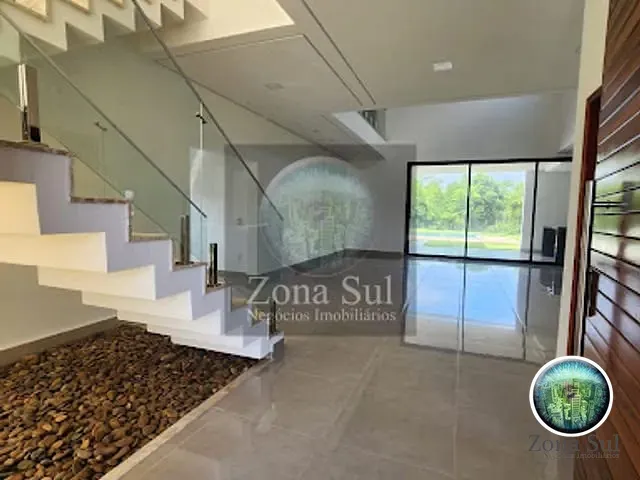 Casa com 450m² 4 quartos e 6 banheiros, à venda ou para alugar, no bairro Viilage Ipanema 2 em Araçoiaba da Serra