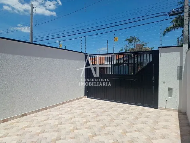Casa com 150m² 2 quartos e 2 banheiros, à venda, no bairro Parque Urupês em Taubaté