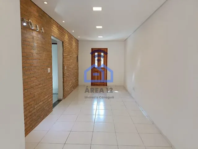 Casa com 250m² 3 quartos e 3 banheiros, à venda, no bairro Martim de Sá em Caraguatatuba