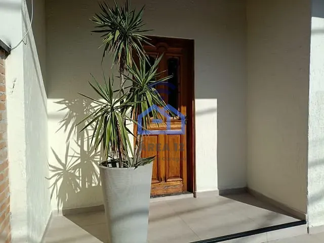 Casa com 250m² 3 quartos e 3 banheiros, à venda, no bairro Martim de Sá em Caraguatatuba
