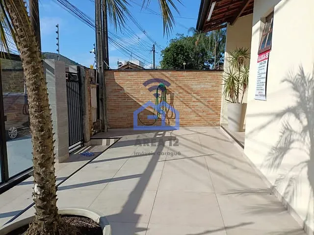 Casa com 250m² 3 quartos e 3 banheiros, à venda, no bairro Martim de Sá em Caraguatatuba