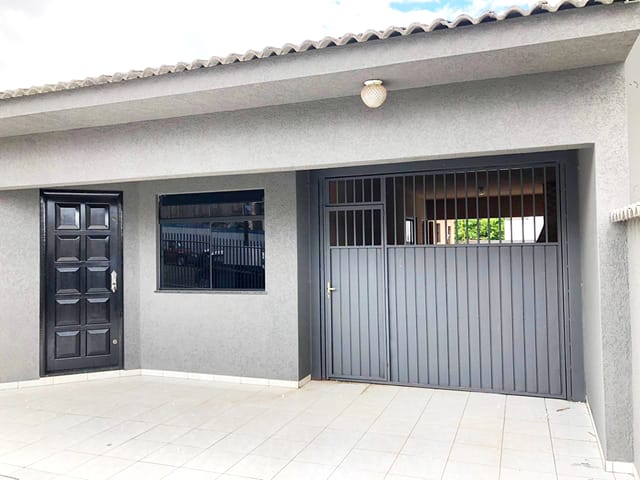 Casa com 283m² 4 quartos e 2 banheiros, à venda ou para alugar, no bairro Centro em Ponta Grossa