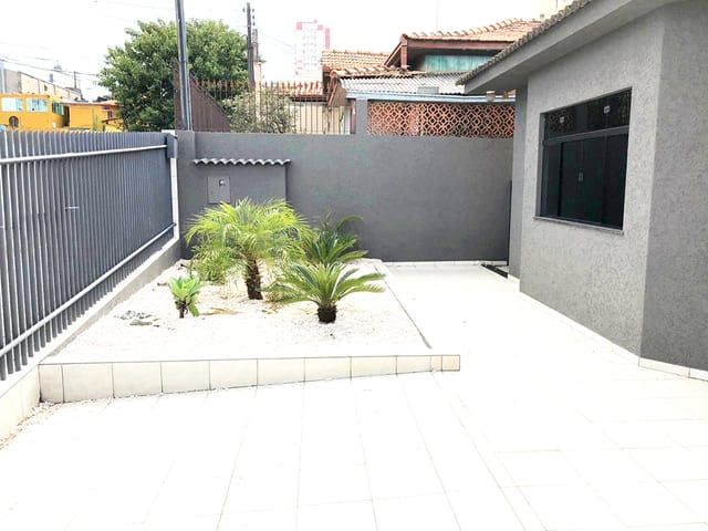 Casa com 283m² 4 quartos e 2 banheiros, à venda ou para alugar, no bairro Centro em Ponta Grossa