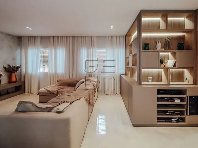 Casa com 620m² 4 quartos e 6 banheiros, à venda, no bairro Esperança em Londrina