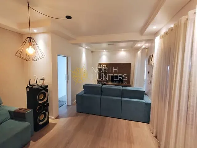 Casa com 103m² 3 quartos e 2 banheiros, à venda ou para alugar, no bairro Floresta em Joinville