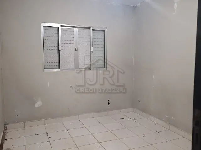 Casa com 215m² 3 quartos e 1 banheiro, à venda, no bairro Vila Magini em Mauá