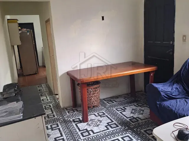 Casa com 215m² 3 quartos e 1 banheiro, à venda, no bairro Vila Magini em Mauá