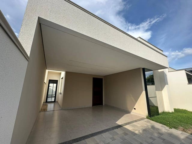 Casa com 250m² 3 quartos e 1 banheiro, à venda, no bairro Aquarela das Artes em Sinop