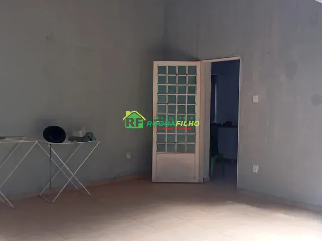 Casa com 300m² 3 quartos e 4 banheiros, à venda ou para alugar, no bairro Tabuleta em Teresina
