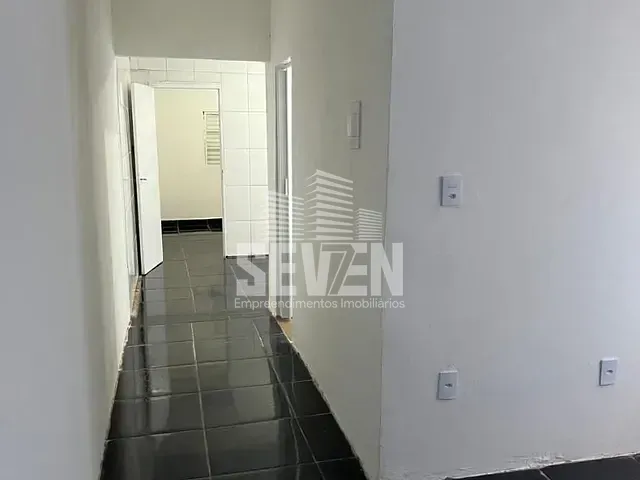 Casa com 125m² 1 quarto e 1 banheiro, à venda, no bairro Parque Jaraguá em Bauru