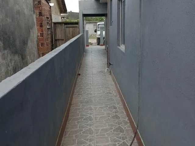 Casa com 125m² 2 quartos e 1 banheiro, à venda, no bairro Três Vendas em Pelotas